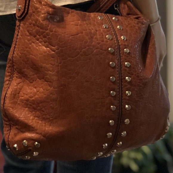 MICHAEL KORS~ASTOR~GOLD STUDDED PEBBLED LEATHER - Picture 2 of 8